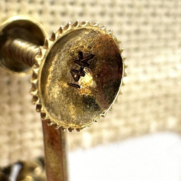 Antique 14k Yellow Gold Jade Earrings Pear Shape Leaf Branch Design Screw Backs - Picture 7 of 10